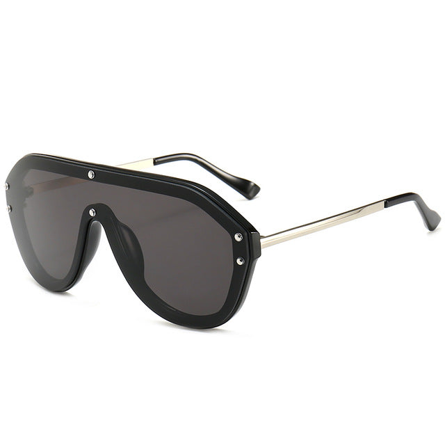 Retro Rivet Pilot Sunglasses